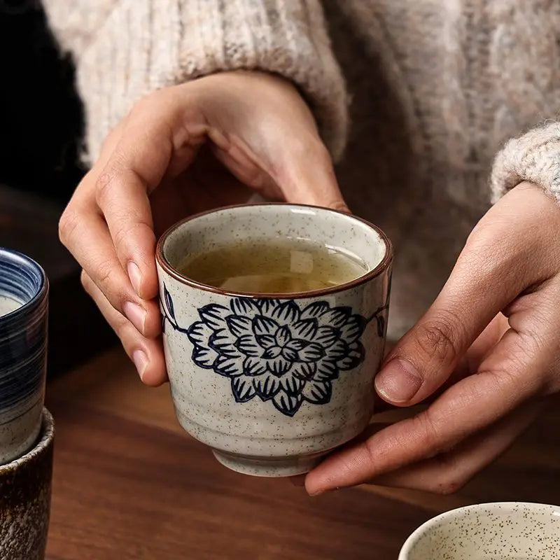 Japanese style Hefeng hand-painted ceramic tea cup