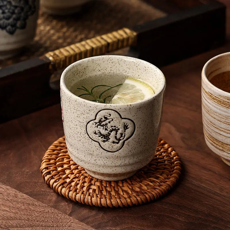 Japanese style Hefeng hand-painted ceramic tea cup
